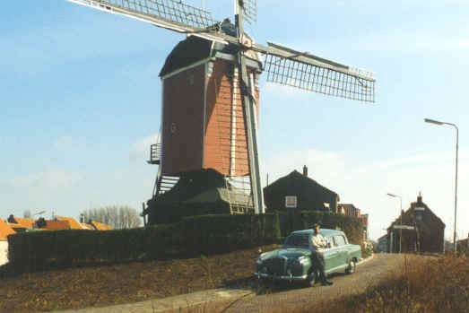 MB 219 at the old "standard Mill" at Sint Annaland ( Mill is Anno 1684)